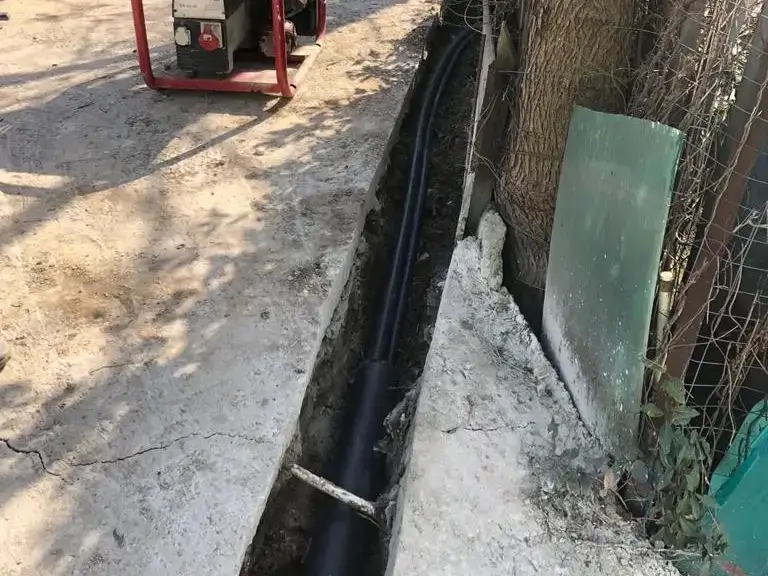 Резка бетона под трубу